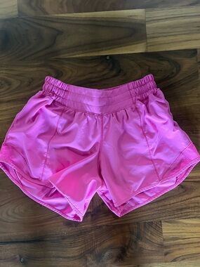 Lululemon Hotty Hot Lined Shorts - Pink
